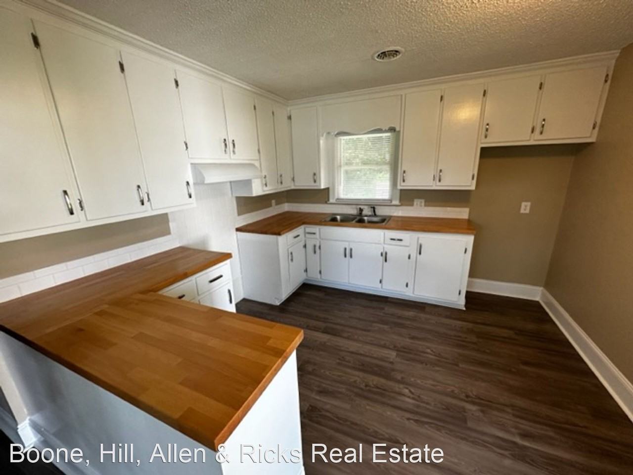 6115 Stagecoach Rd - Photo 2 of 11