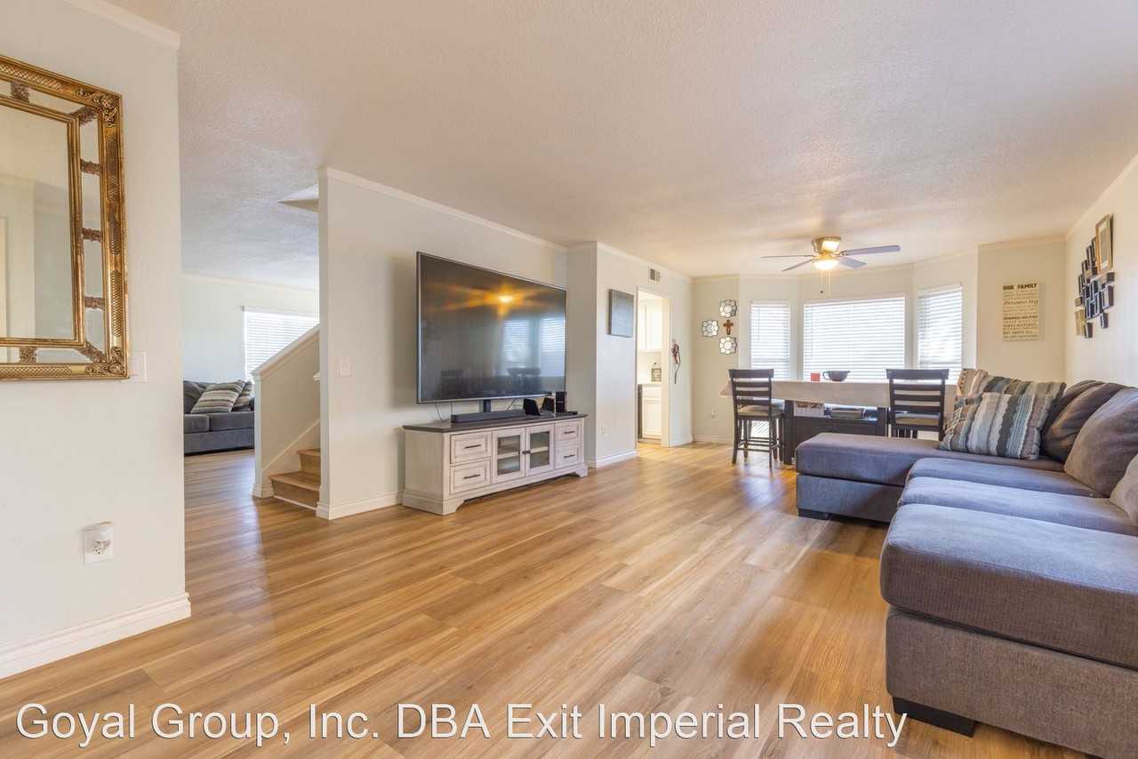 2590 W Elm Ave - Photo 3 of 30