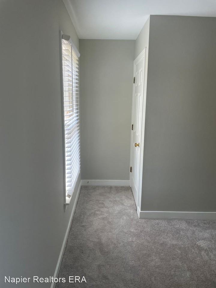 12410 Creek Mill Ct - Photo 3 of 50