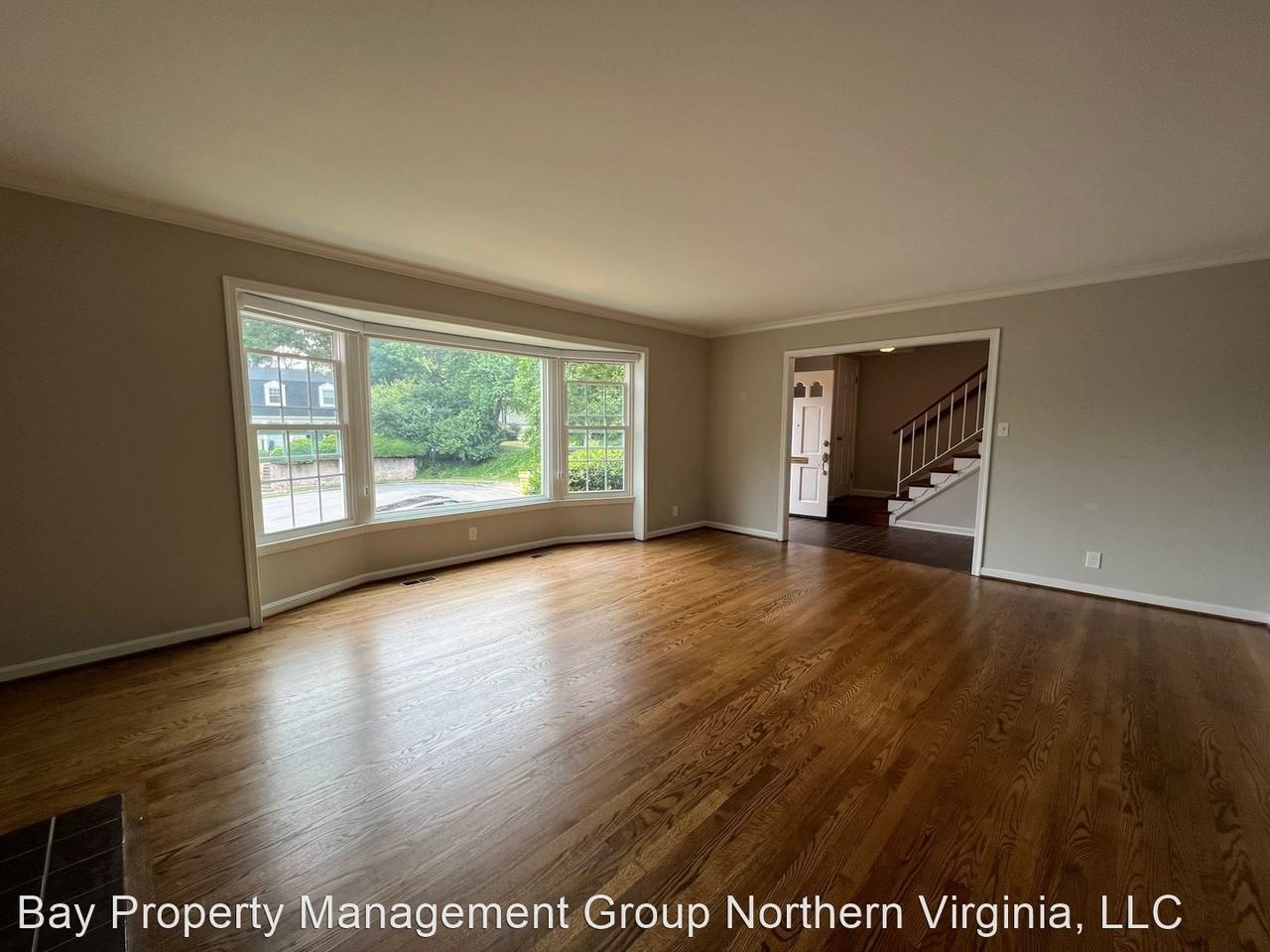 806 S Stafford St - Photo 3 of 50