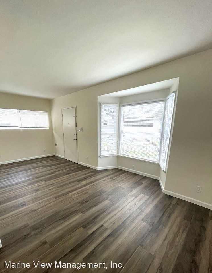 202 W Mariposa Ave - Photo 2 of 14