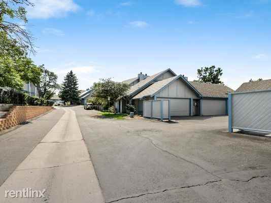 2467 S Victor St #A - Photo 2 of 50