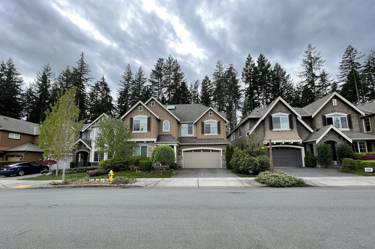 10633 240th Ave Ne - Photo 2 of 10