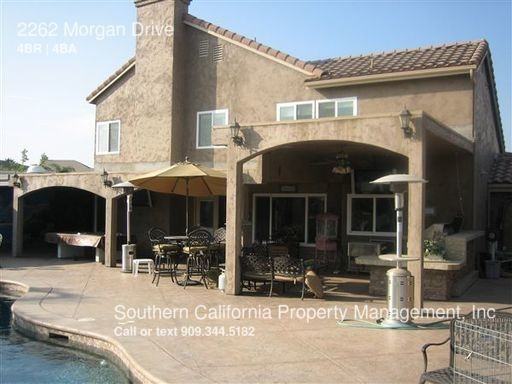 2262 Morgan Dr - Photo 3 of 22