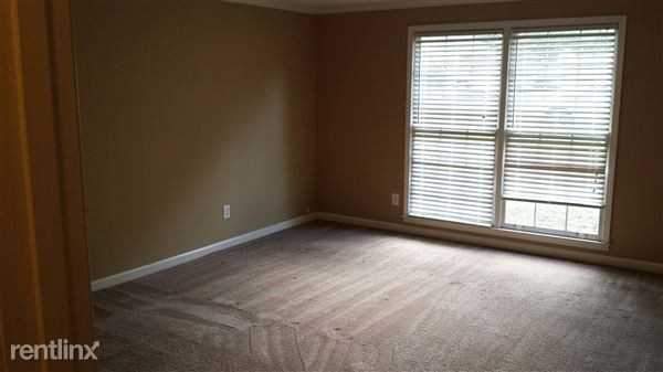 8941 Hickory Trail Dr - Photo 2 of 10