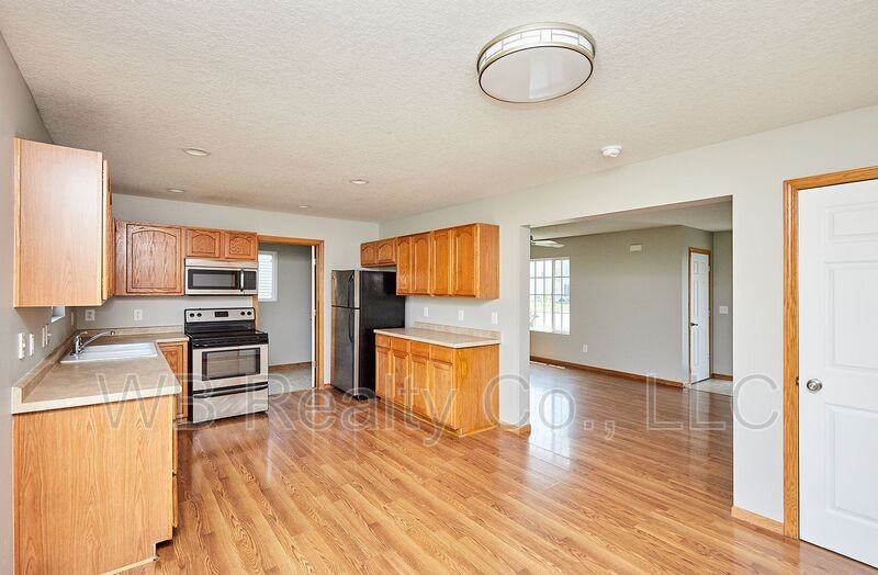 615 Se Prairie Park Ln - Photo 5 of 29