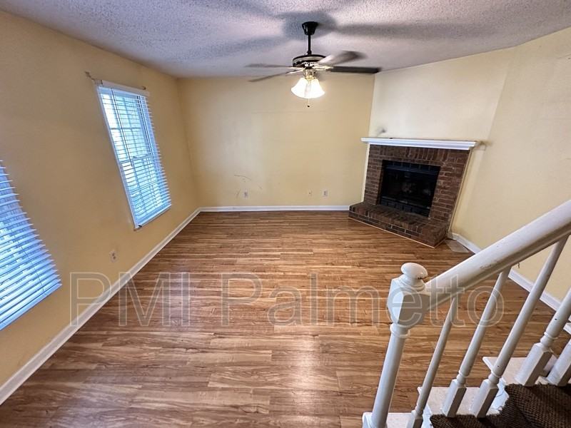 101 Manorwood Ct #D - Photo 3 of 18