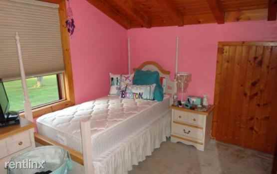 4635 Cooley Lake Rd - Photo 3 of 9