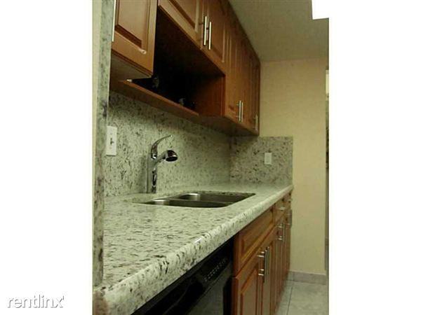 14117 SW 66th St - Photo 3 of 11