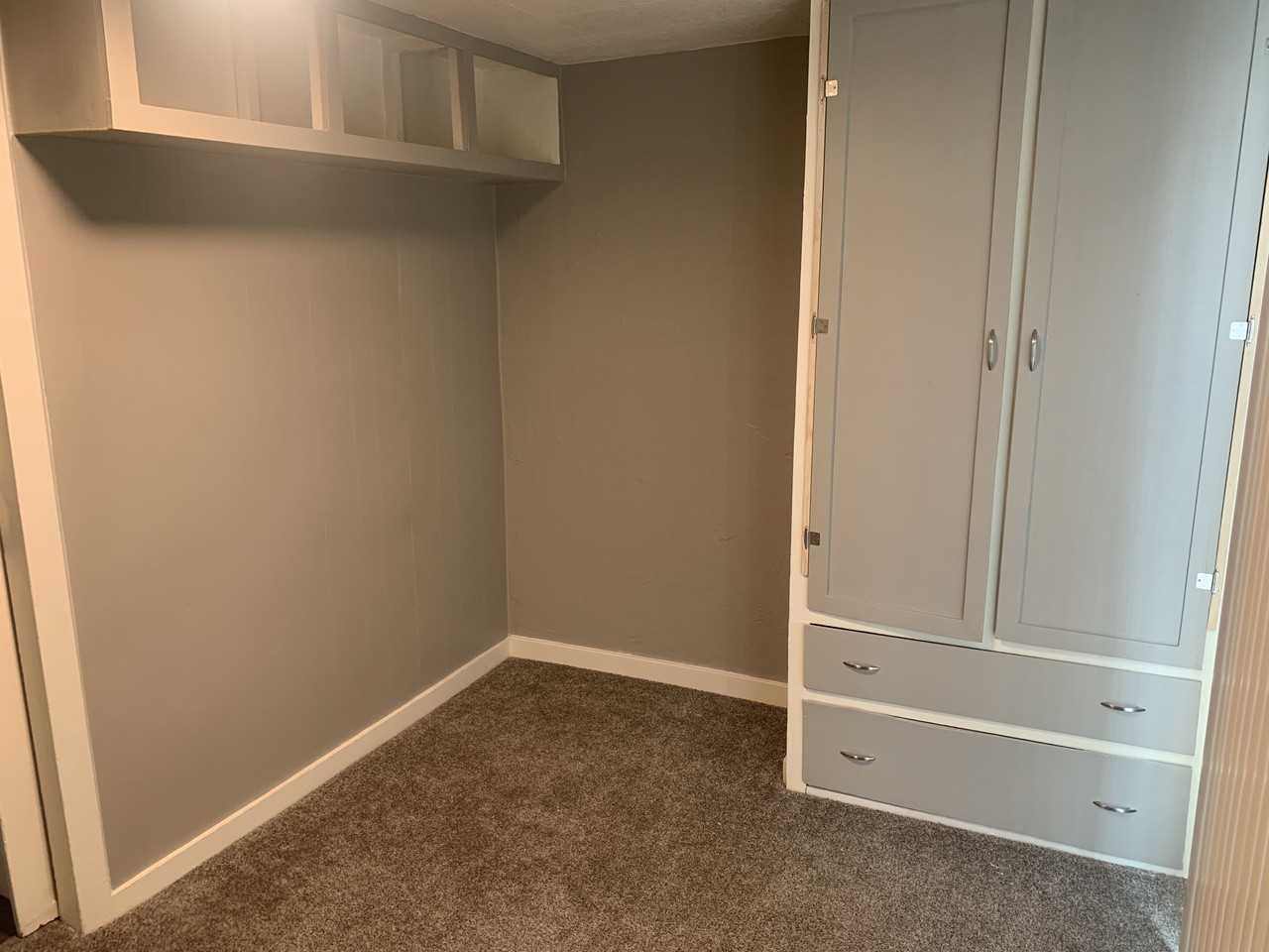 219 6th St W - Photo 7 of 13