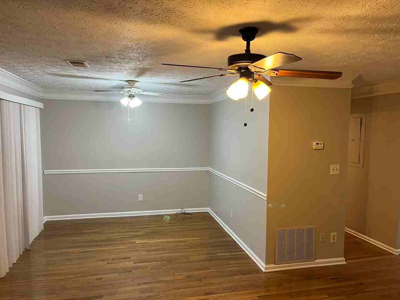 3836 Meadow Creek Dr - Photo 3 of 18