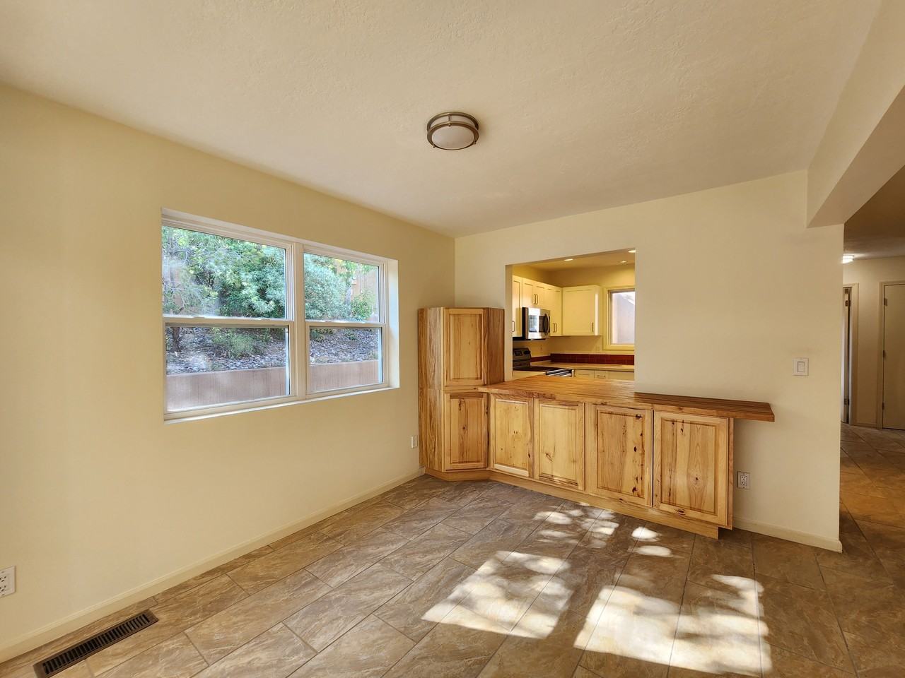 255 Camino De La Sierra - Photo 3 of 14