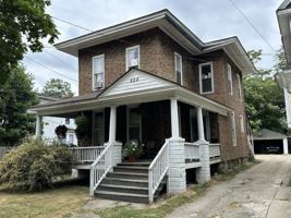 featured image of 424 W Vine St