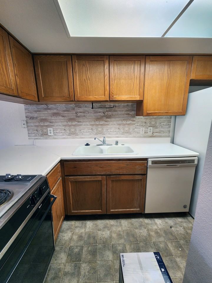 1957 Mesquite Ave - Photo 7 of 12