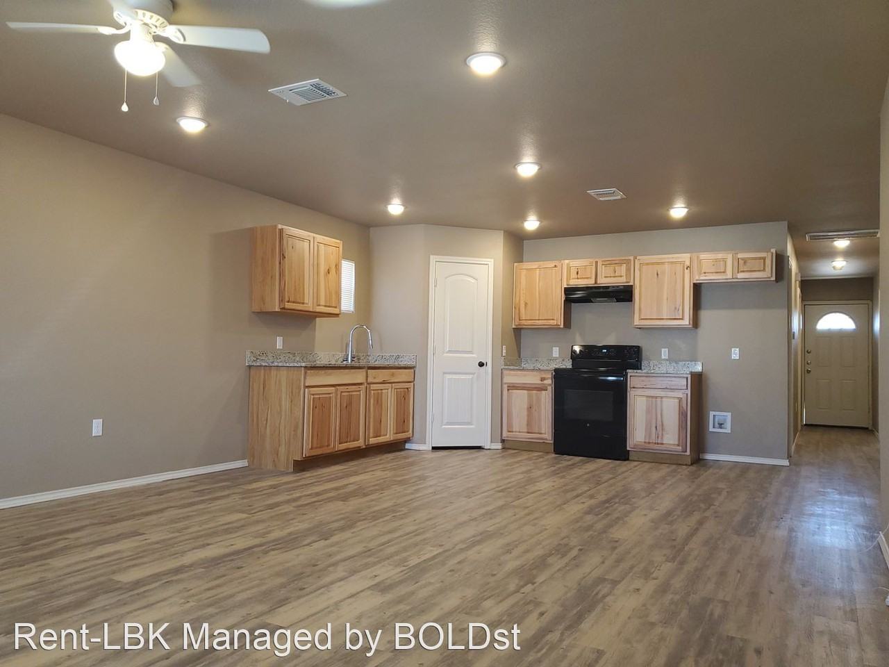 2205 E Main St - Photo 2 of 12