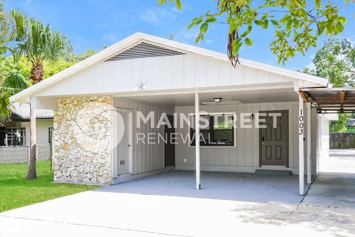 1003 38th St - Photo 3 of 16