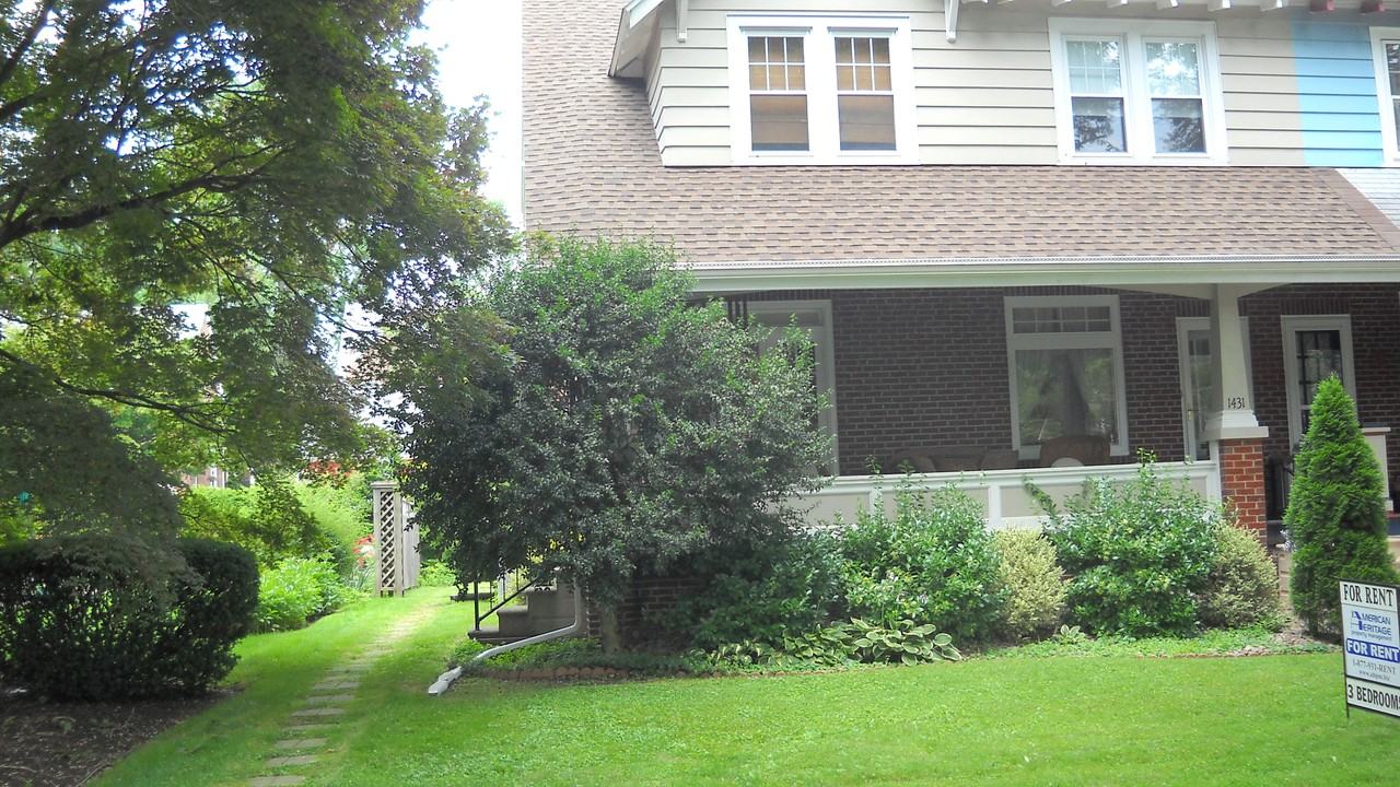 1431 Garfield Ave - Photo 2 of 21