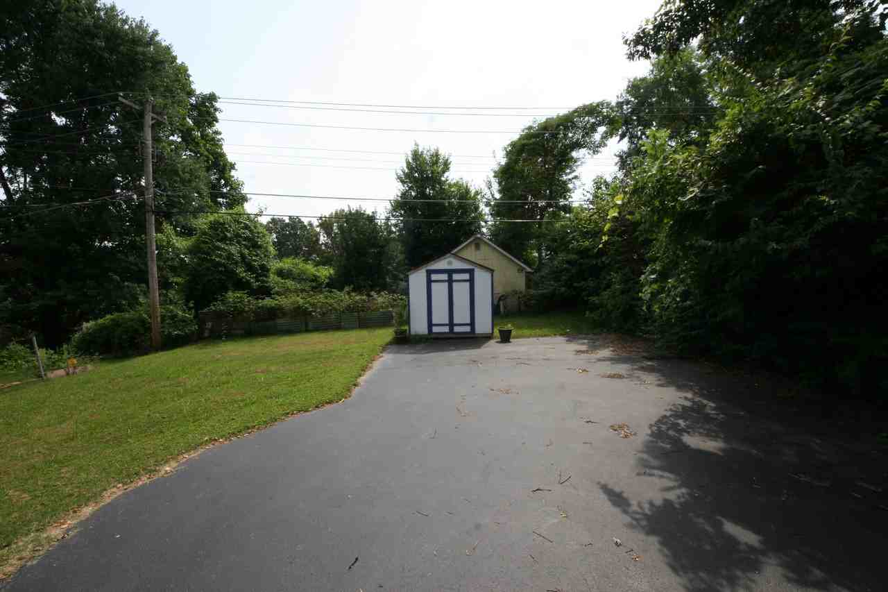 2018 Wismer Ave - Photo 2 of 13