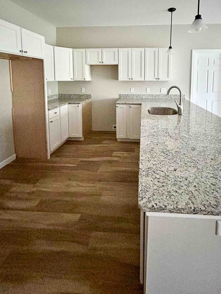 21 Pinecrest Drive, Essex Junction, VT 05452, USA 4 unit Rentals Zumper