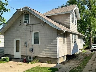 3933 R St - Photo 2 of 13