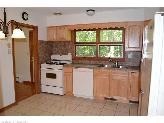 30 Beechwood Rd - Photo 2 of 21