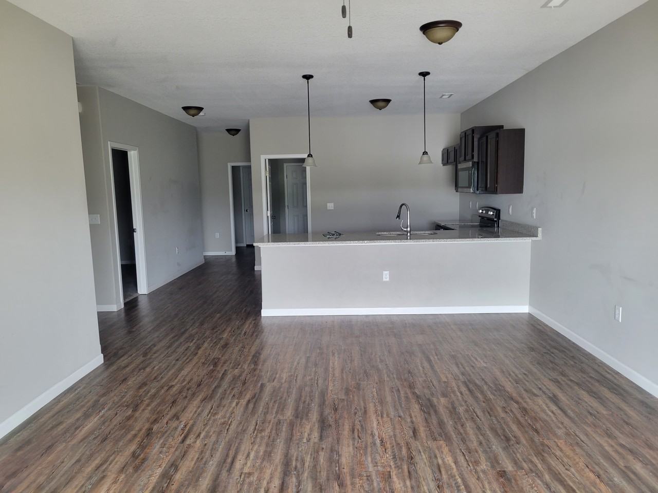 451 S Longbranch Dr #451 - Photo 2 of 12