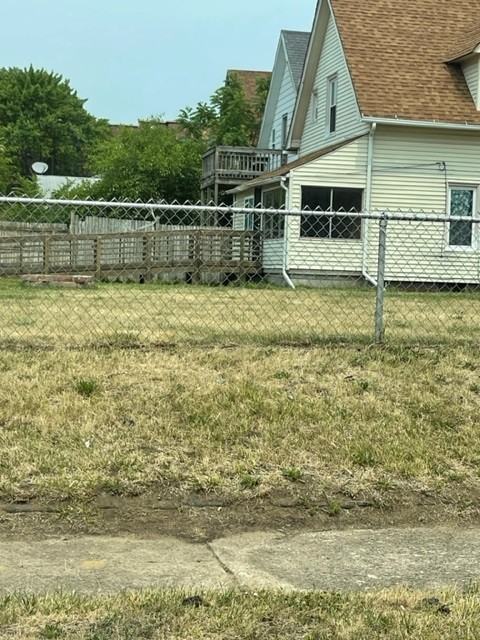724 Spencer St - Photo 5 of 26