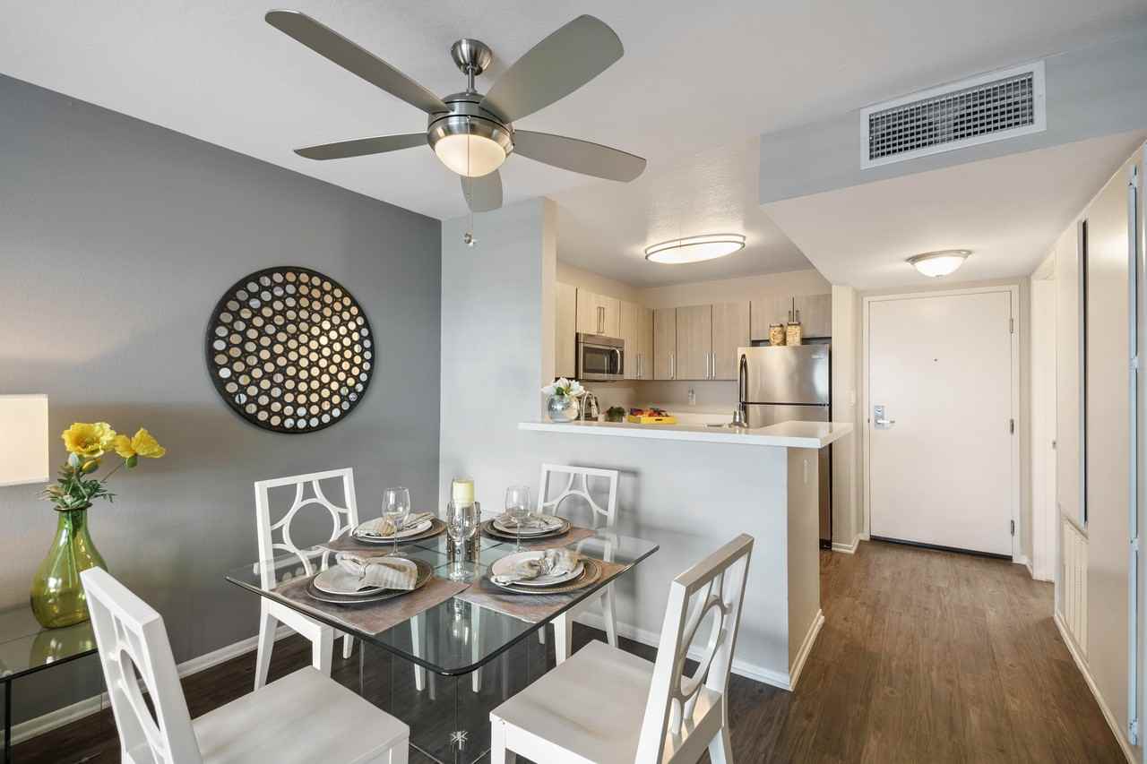 Pine at 6th - Photo 4 of 18