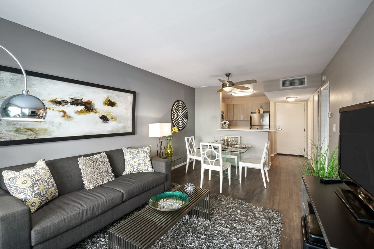 Pine at 6th - Photo 5 of 18