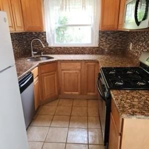 1202 Elm Ave #1 - Photo 3 of 14