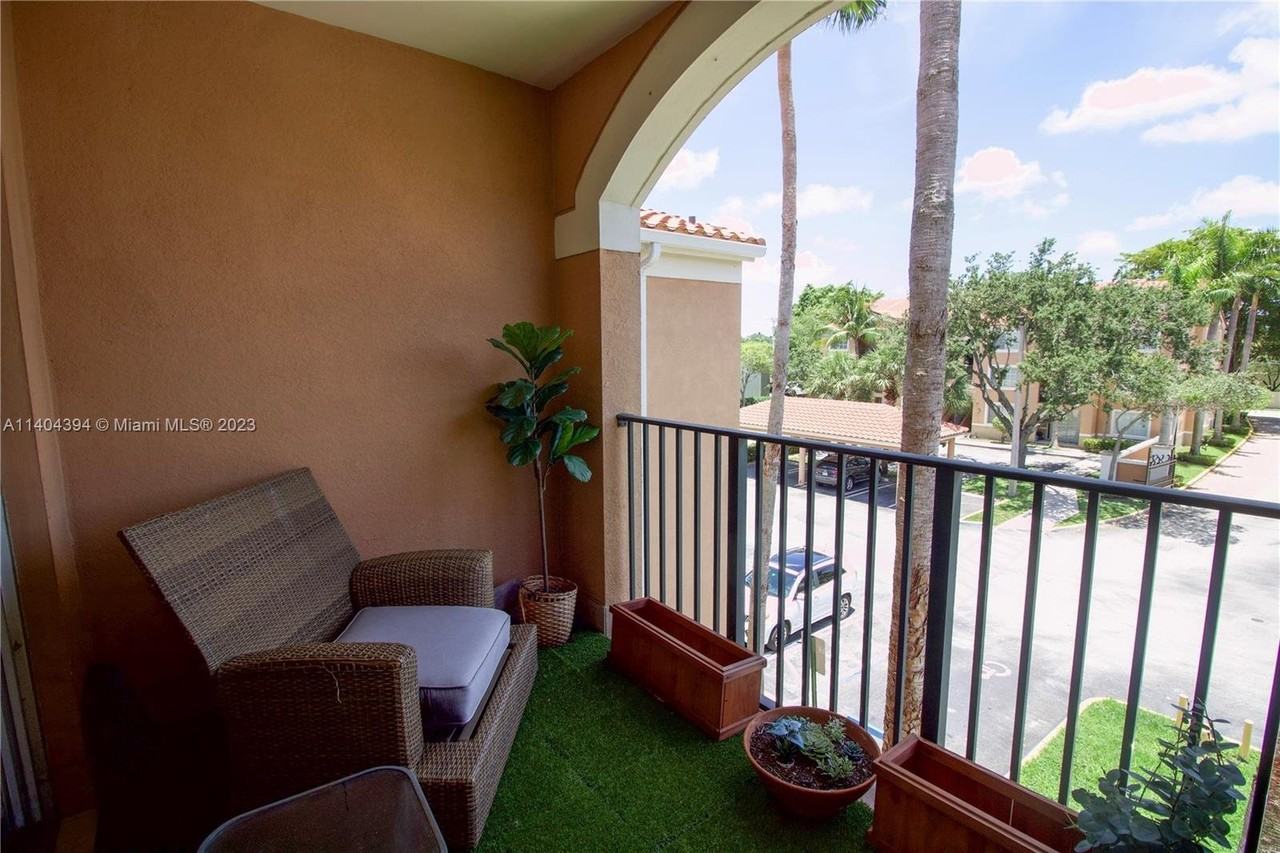 6831 Sw 44th St 311, Glenvar Heights, FL 33155 1 Bedroom Apartment