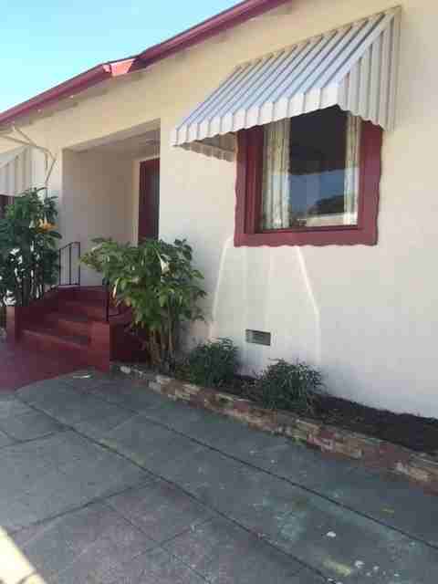 4512 Lawton Ave - Photo 3 of 20