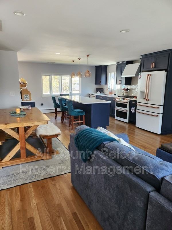 32 Rockdale Ave - Photo 2 of 25