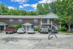 featured image of 40 Ratliff St #8