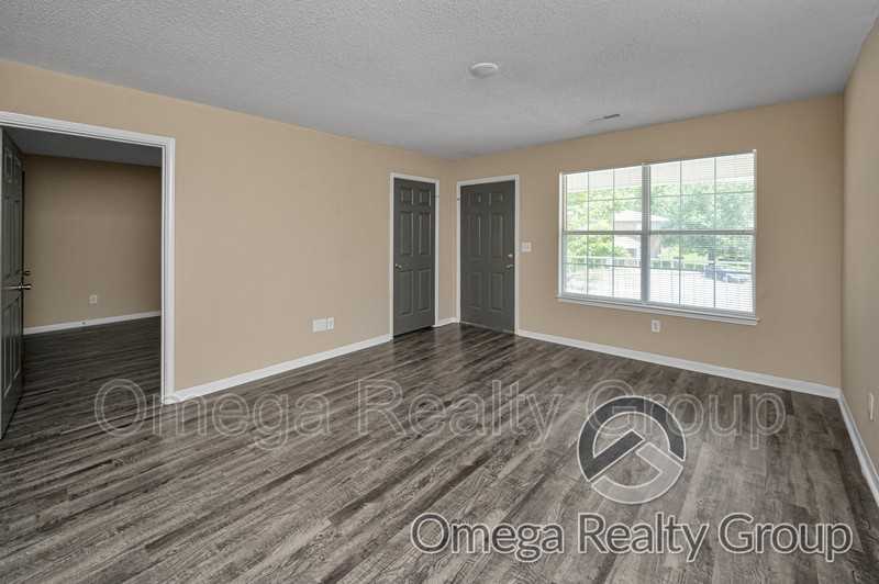 40 Ratliff St #8 - Photo 7 of 22