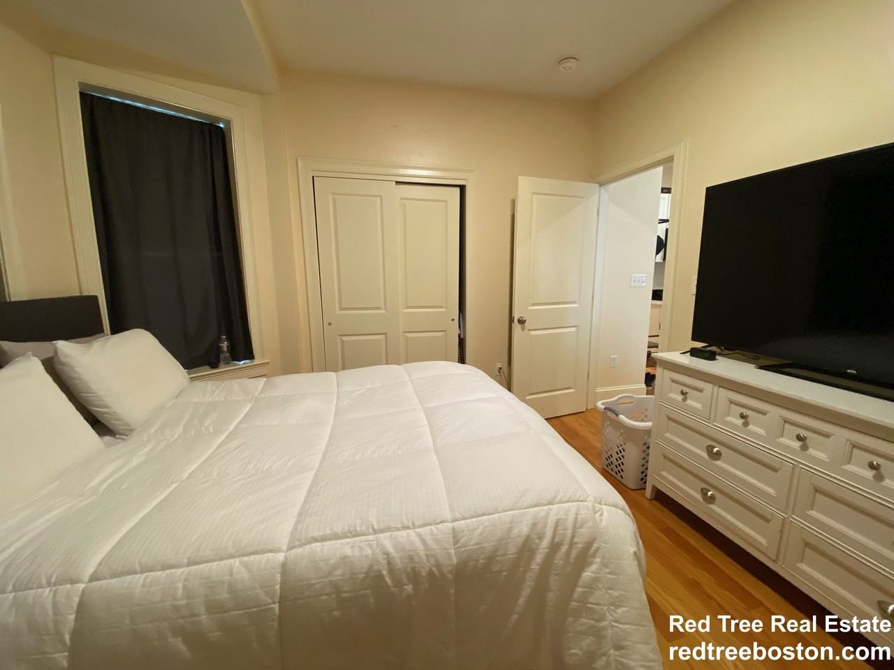 3 Edwin St #4 - Photo 7 of 13