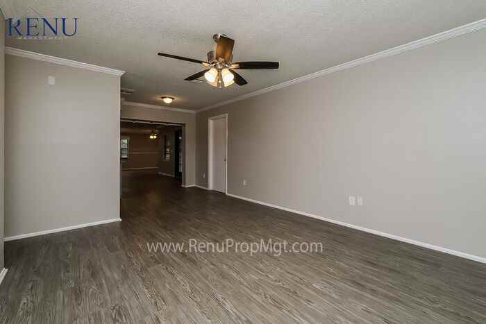 8305 Autumn Oak Ave - Photo 2 of 15