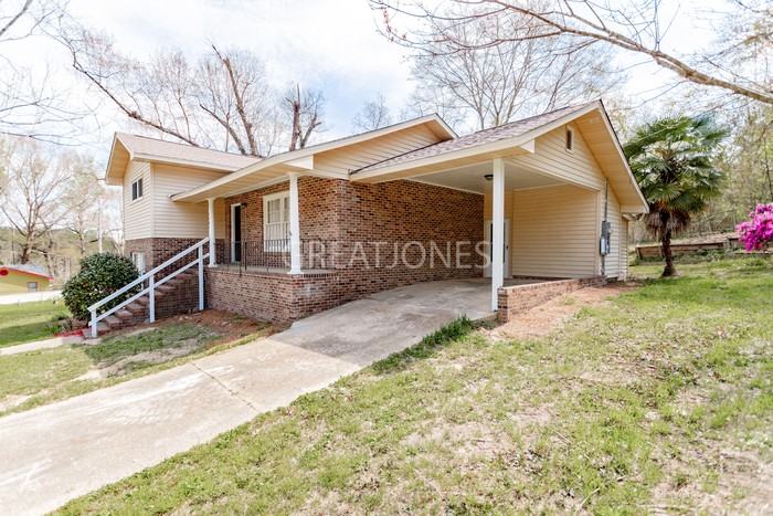 1701 12th Pl S - Photo 2 of 24