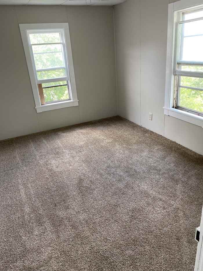 25 Belmont St #25RIGHT - Photo 2 of 12