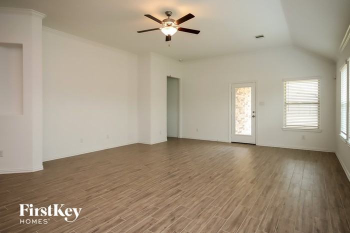 13917 Fulvetta Glen Ct - Photo 3 of 15