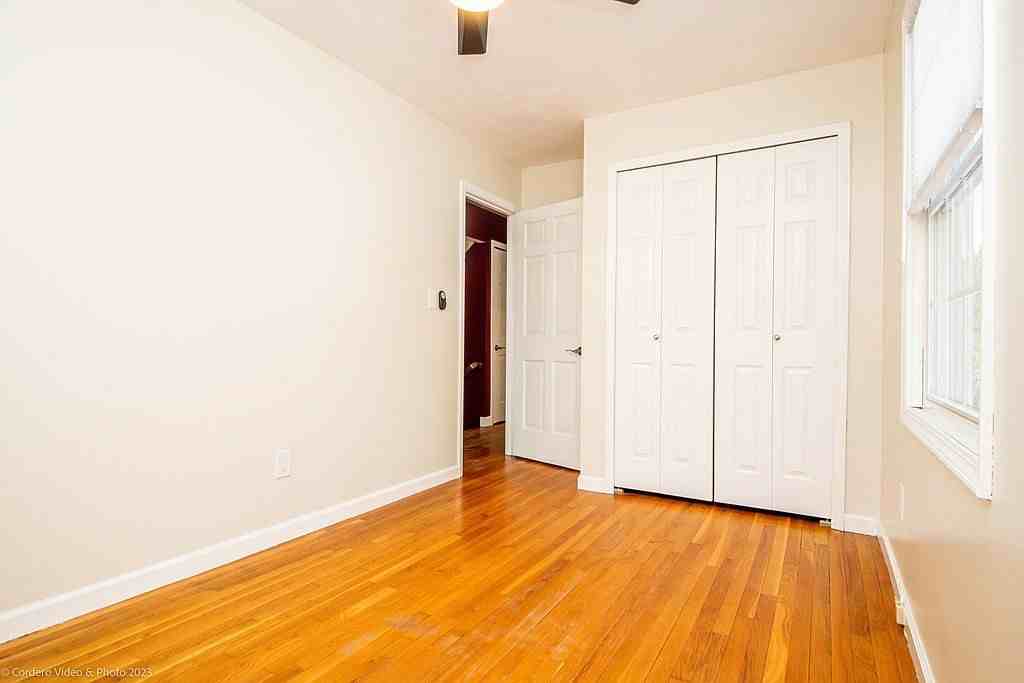 128 Laurelwood Dr #NA - Photo 2 of 8