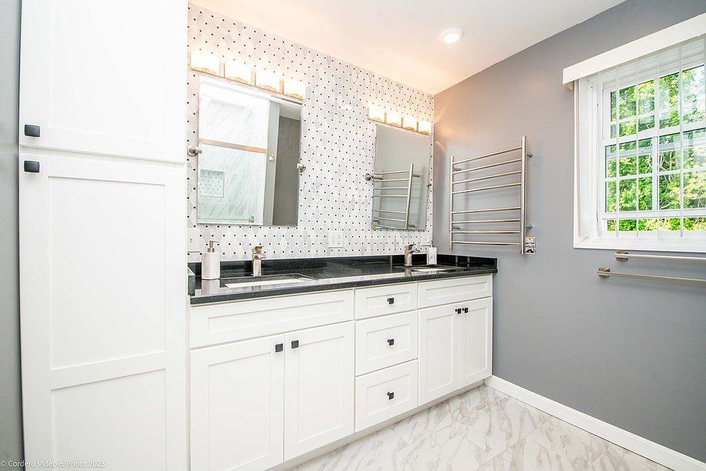 128 Laurelwood Dr #NA - Photo 3 of 8