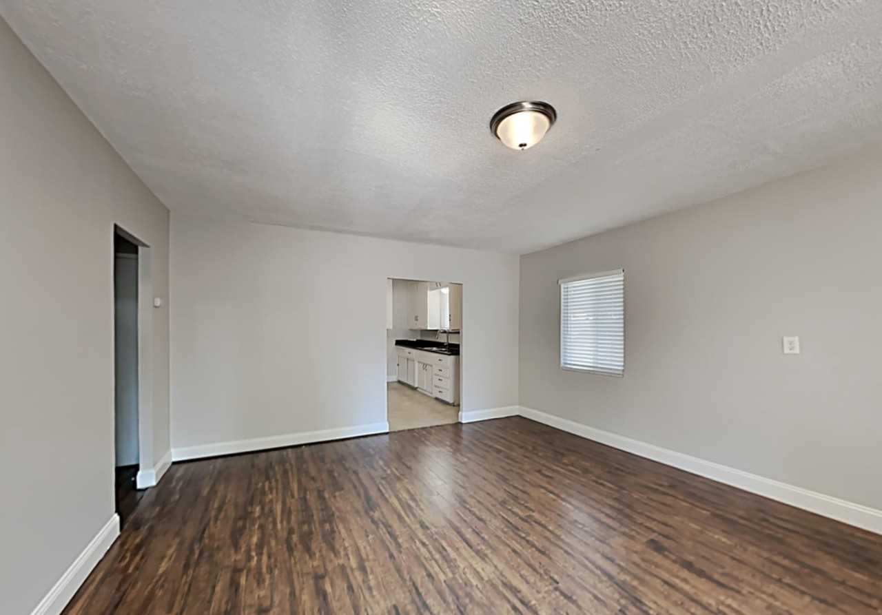 334 C St #NA - Photo 2 of 12