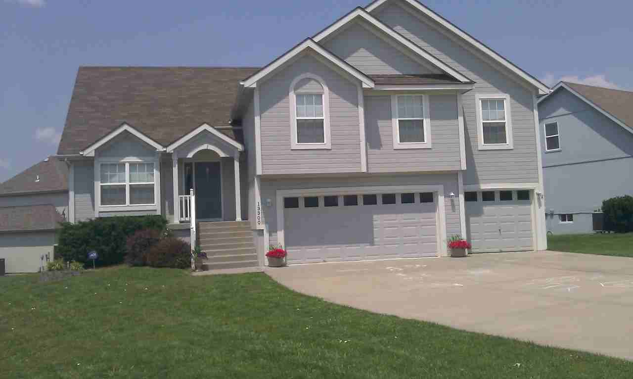 13300 Forest Oaks Dr #NA - Photo 3 of 3