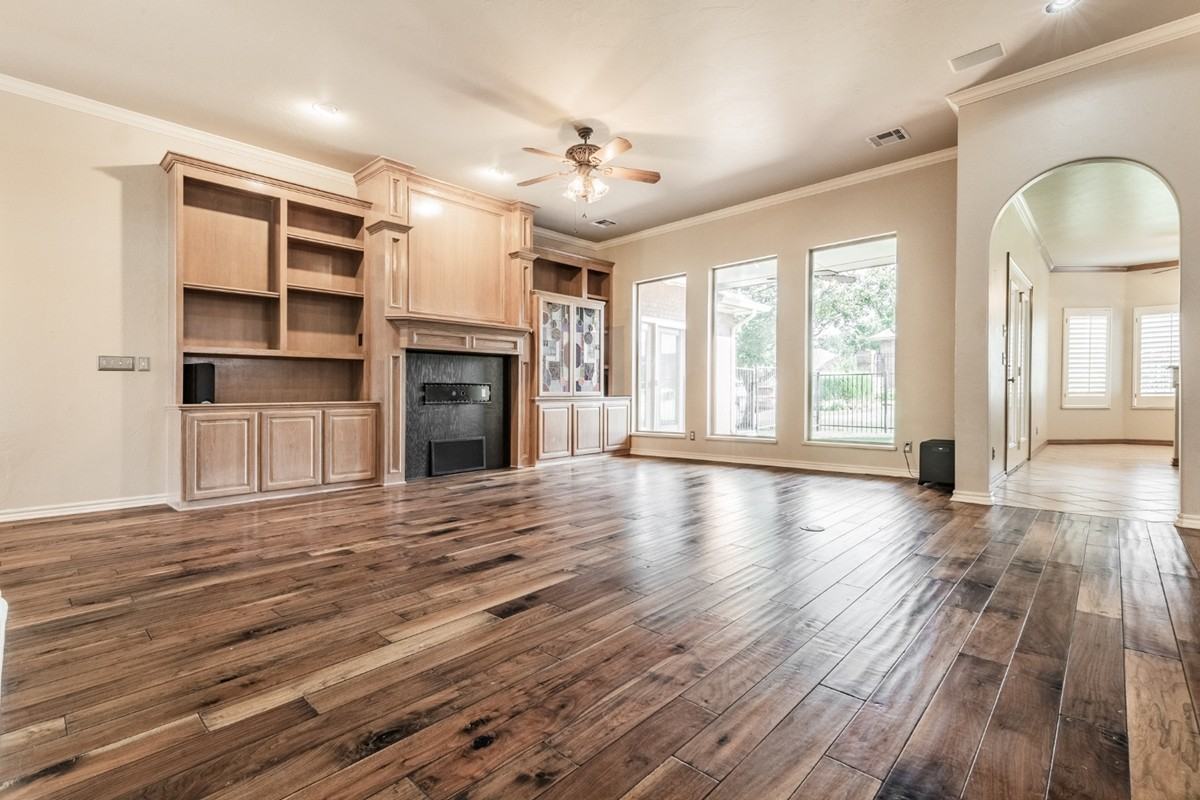 4001 Ne 138th Ter #1 - Photo 4 of 21