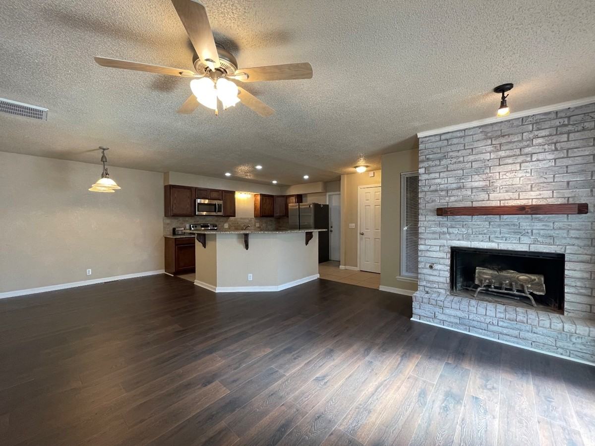 4707 Hemlock Ln #1 - Photo 6 of 20