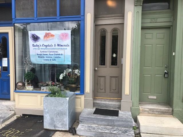310 E Girard Ave #1 - Photo 2 of 10