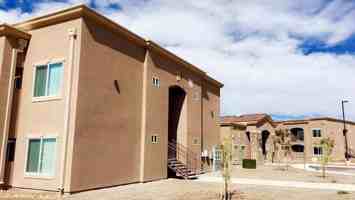 featured image of 1600 N Sycamore Ave