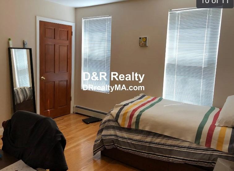 Putnam Avenue #2 - Photo 4 of 6