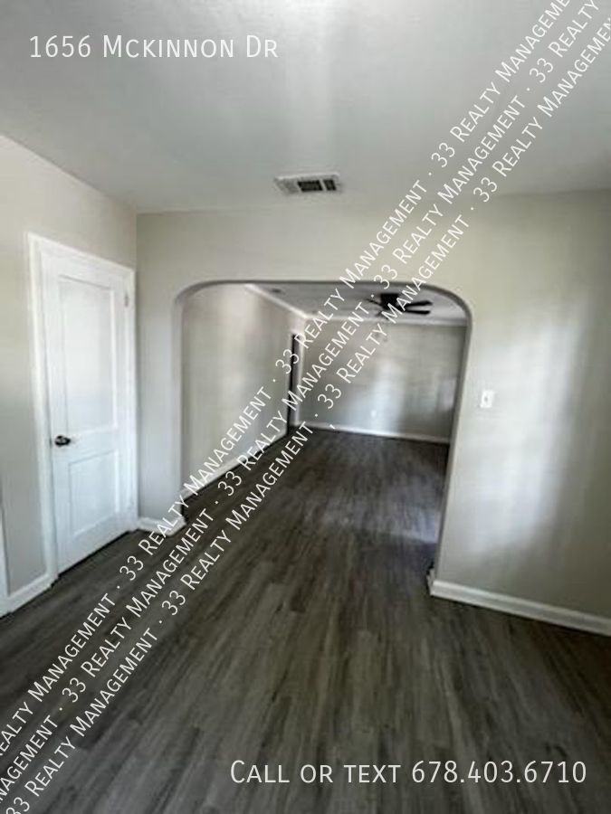 1656 Mckinnon Dr - Photo 3 of 10